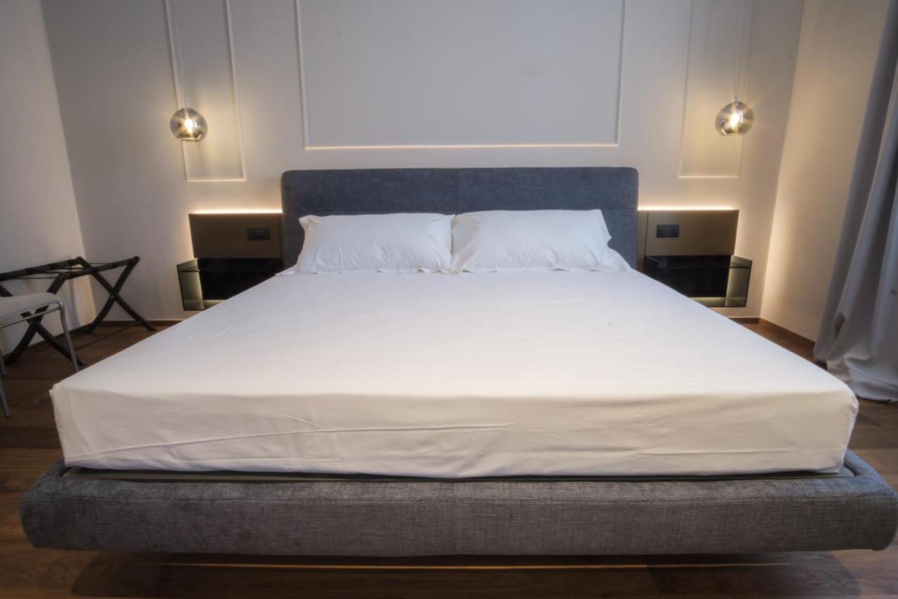 Palazzo Danisi Rooms&Suites Bari Eksteriør billede
