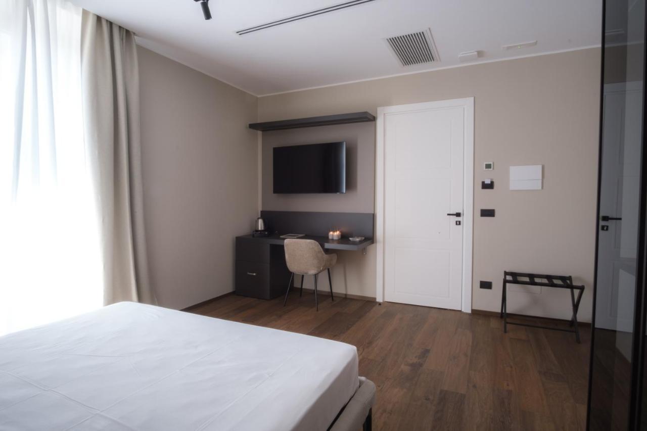 Palazzo Danisi Rooms&Suites Bari Eksteriør billede