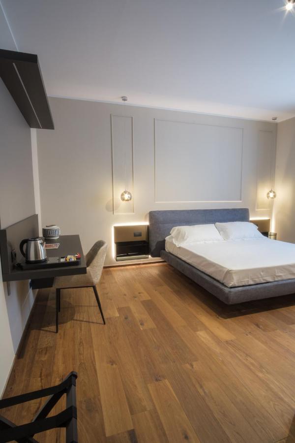 Palazzo Danisi Rooms&Suites Bari Eksteriør billede